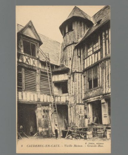Caudebec-en-Caux. Old House. Grande Rue