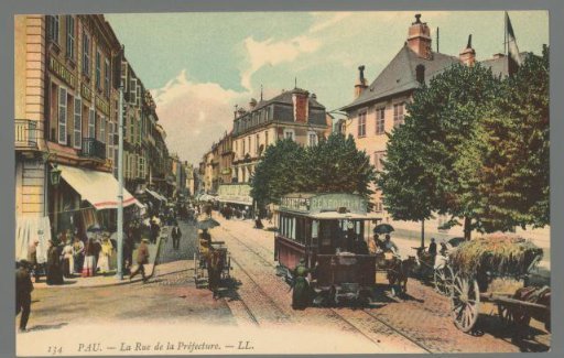 Pau. The Rue de la Préfecture