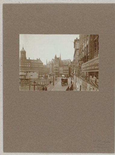 View of the Dam in Amsterdam during works for the widening of the Dam, 1916