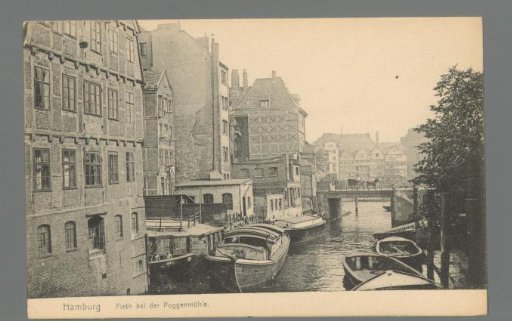 Hamburg. Fleth near the Poggenmühle