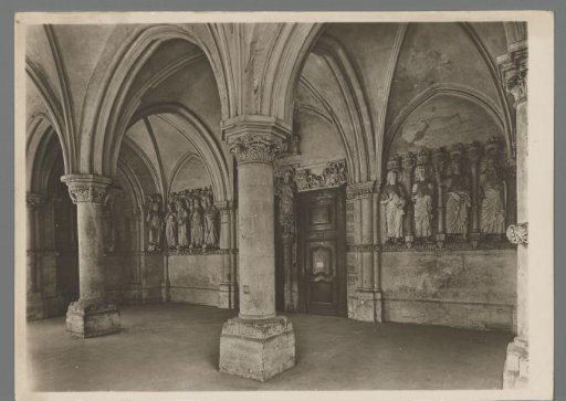 The Cathedral in Münster i. W. Paradise around 1225 with the Twelve Apostles