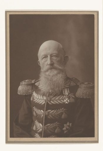 Portrait of jhr. Henricus Paulus Cornelis Bosch van Drakestein, member of the First Chamber and chamberlain in extraordinary service of Queen Wilhelmina