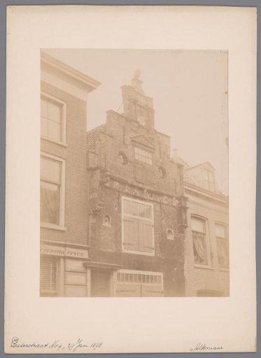 Facade of Pieterstraat 9 at Alkmaar