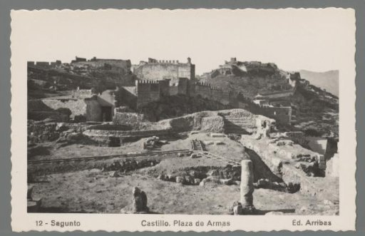 Sagunto. Castle. Plaza de Armas
