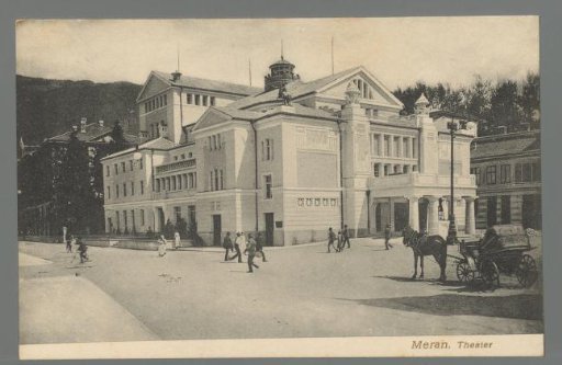 Meran. Theatre