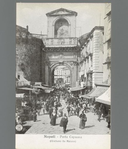 Naples. Porta Capuana (Giuliano da Maiano)