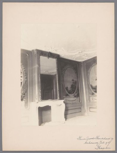Room in the house at the Grote Houtstraat 39, Haarlem