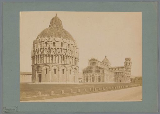 Piazza del Duomo with the cathedral, tower and Baptistery in Pisa