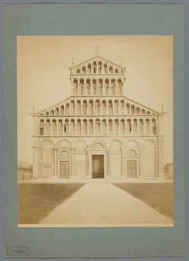 Front view of the cathedral in Pisa