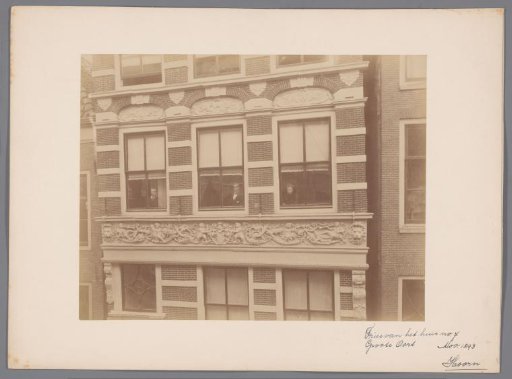 Frieze on the facade of Grote Oost 7 in Hoorn