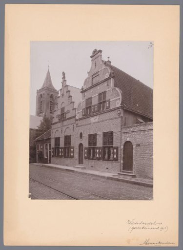 View of the Waterlandshuis at De Zarken 23 in Monnickendam