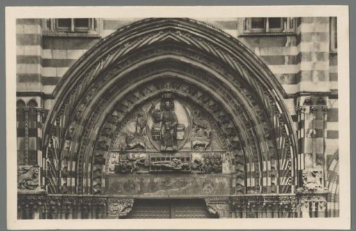 Genoa. Duomo (detail of the facade)