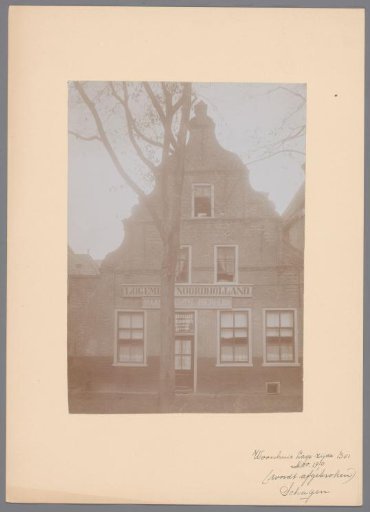 Building at Lagezijde B51 at Schagen