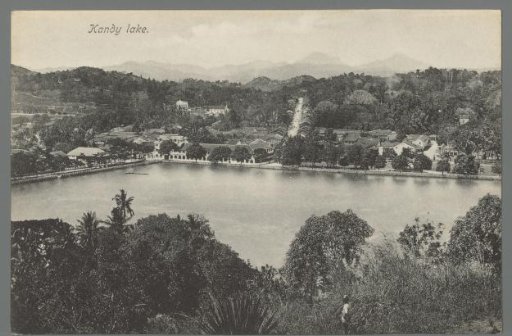 Kandy Lake