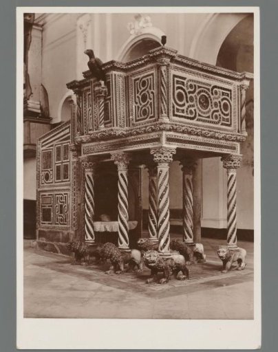 Ravello. Cathedral. Pulpit (year 1272)