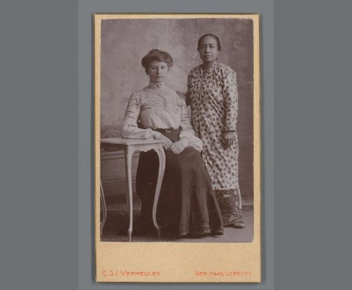 Portrait of Anna Driever and Lessa