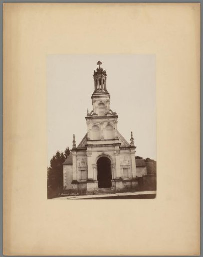 Facade of the Église Saint-Louis in Chambord