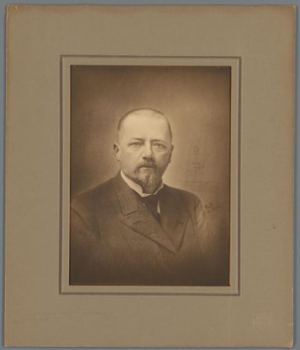 Portrait of Lucas Jonker