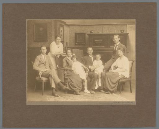 Group portrait of a family, possibly the Jonker family