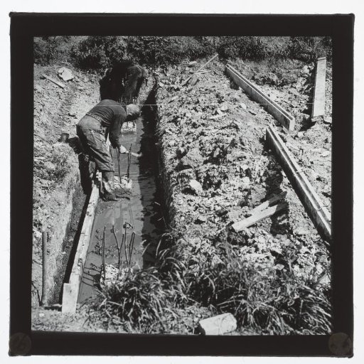 Concrete workers at work, South Holland
