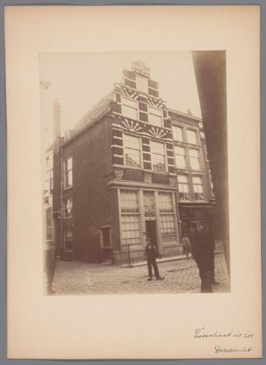 Building on Voorstraat 201 in Dordrecht