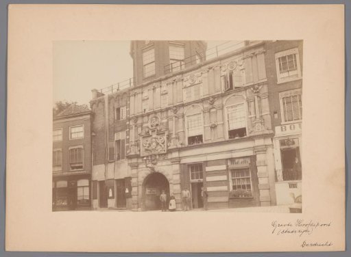 View of the Groothoofdspoort in Dordrecht