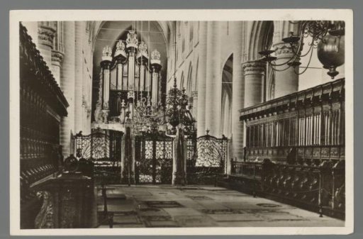 DORDRECHT. / Interior of the Great Church. / Interior of the Great Church.