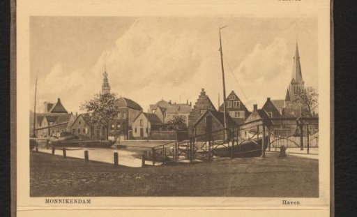 MONNIKENDAM Harbour