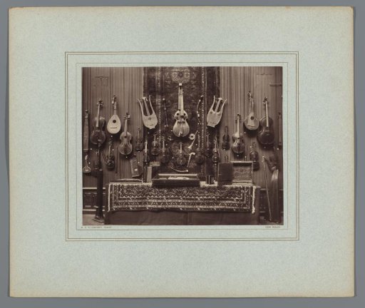 Musical instruments from the collection of Daniël François Scheurleer, exhibited at Pulchri Studio in 1893
