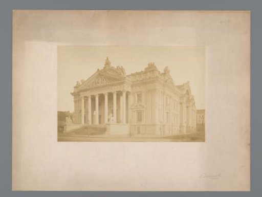 Exterior of the Brussels Stock Exchange, viewed from the Anspachlaan
