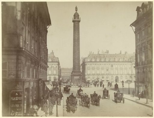Place Vendôme with the Colonne Vendôme in Paris