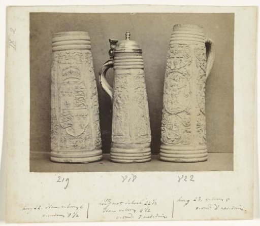 Stoneware: three Siegburg Schnellen (jugs) from circa 1575-1600
