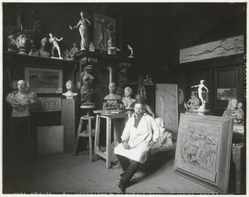 Sculptor Abraham Hesselink in his studio, Plantage Franselaan 25, Amsterdam