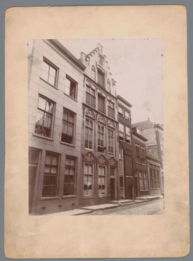 Exterior of Huis Het Zeepaard at Wijnstraat 59 in Dordrecht