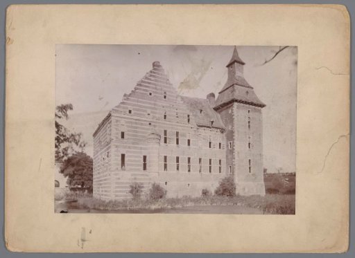 Exterior of Schaesberg Castle in Schaesberg