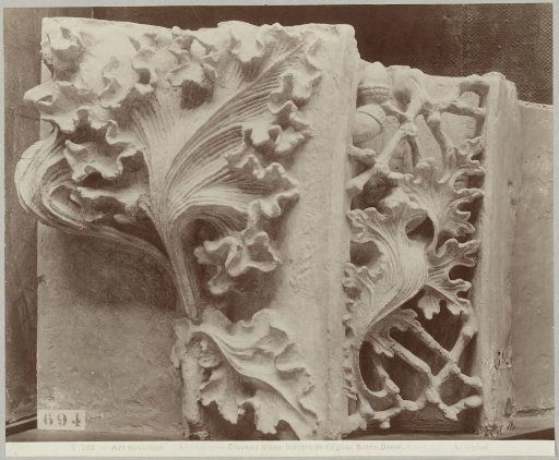 Keystone of a window of the Église Saint-Sauveur in Caen