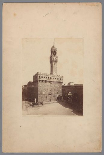 View of Palazzo Vecchio in Florence