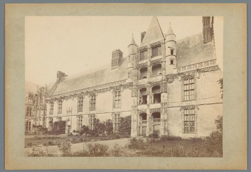 Exterior of the Longueville wing of Château Châteaudun