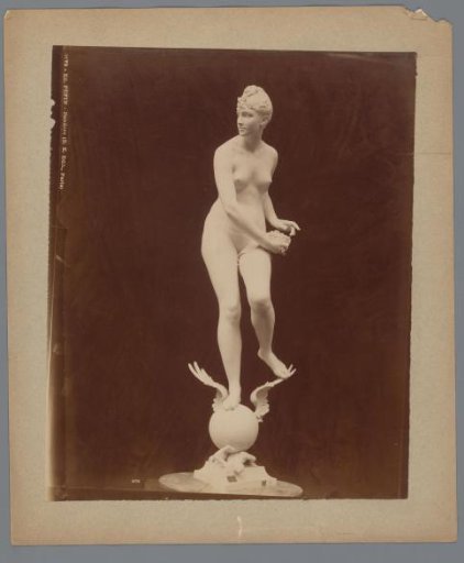 Statue of Pandora by E. Pépin