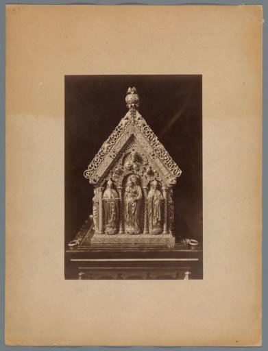 Reliquary Shrine with Mary and Child