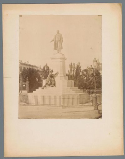 Monument to Camillo Benso Cavour in Milan