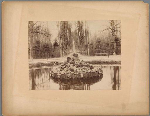 Fountain of Saturn in the garden of the Palace of Versailles