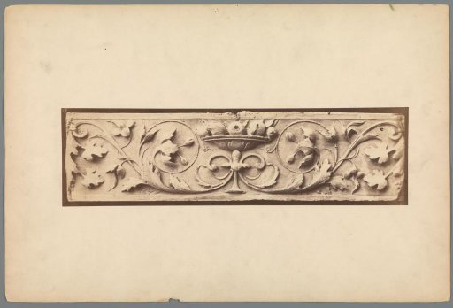 Relief with leaf motifs and a bowl with fruit