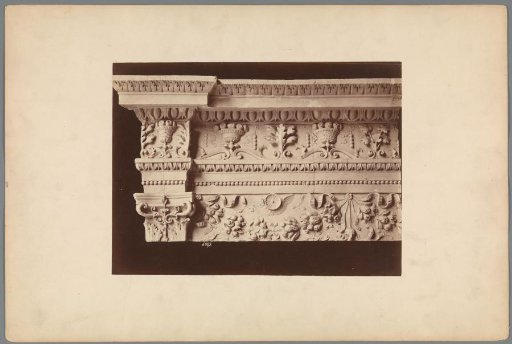 Detail of a frieze decorated with bowls of fruit and garlands