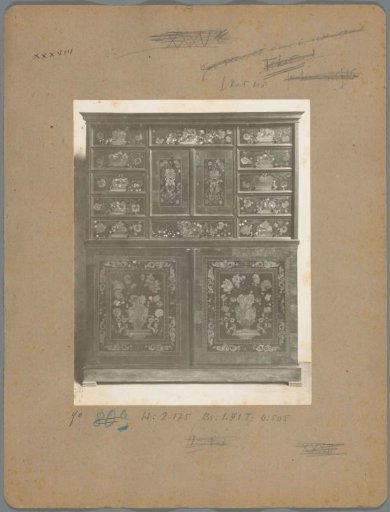 Cabinet with floral decorations