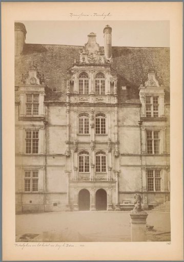 Exterior of the staircase of the Château of Azay-le-Rideau