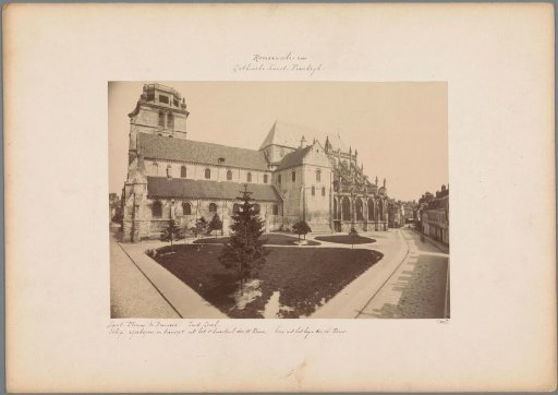 View of the southern facade of the church of Saint-Étienne in Beauvais