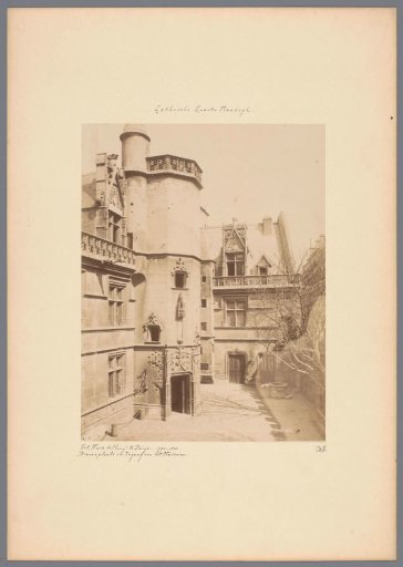 Courtyard of the Musée de Cluny (Musée national du Moyen Âge) in Paris