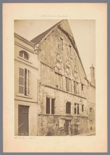 Facade of a townhouse in Laon