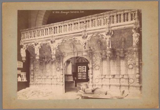 Arrangement of a plaster cast of the organ case from Limoges Cathedral in the Musée des Monuments français in Paris